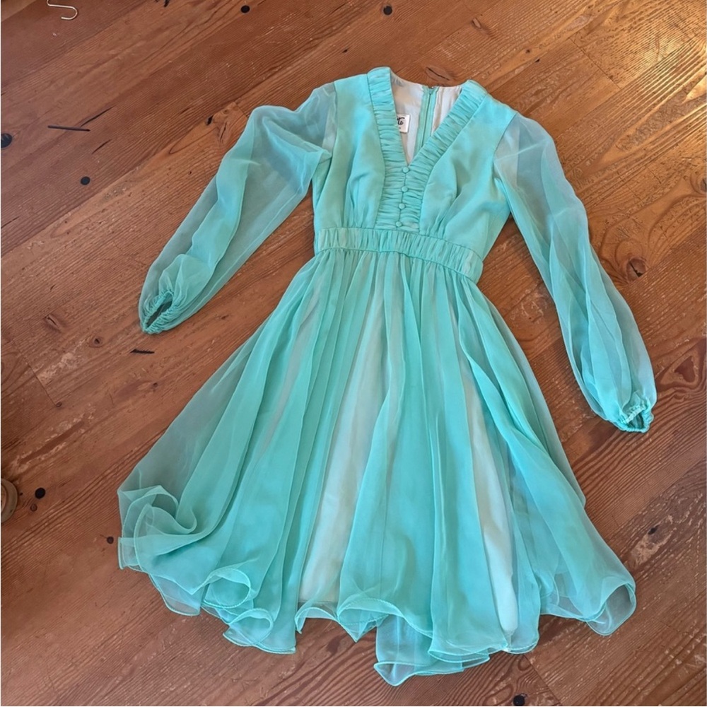 Vintage 1960s Miss Ellette Chiffon Dress - Size 4 or Small